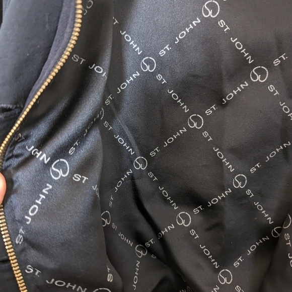 Vintage St. John Sport by Marie Gray navy bomber jacket with white trim M - Picture 13 of 16